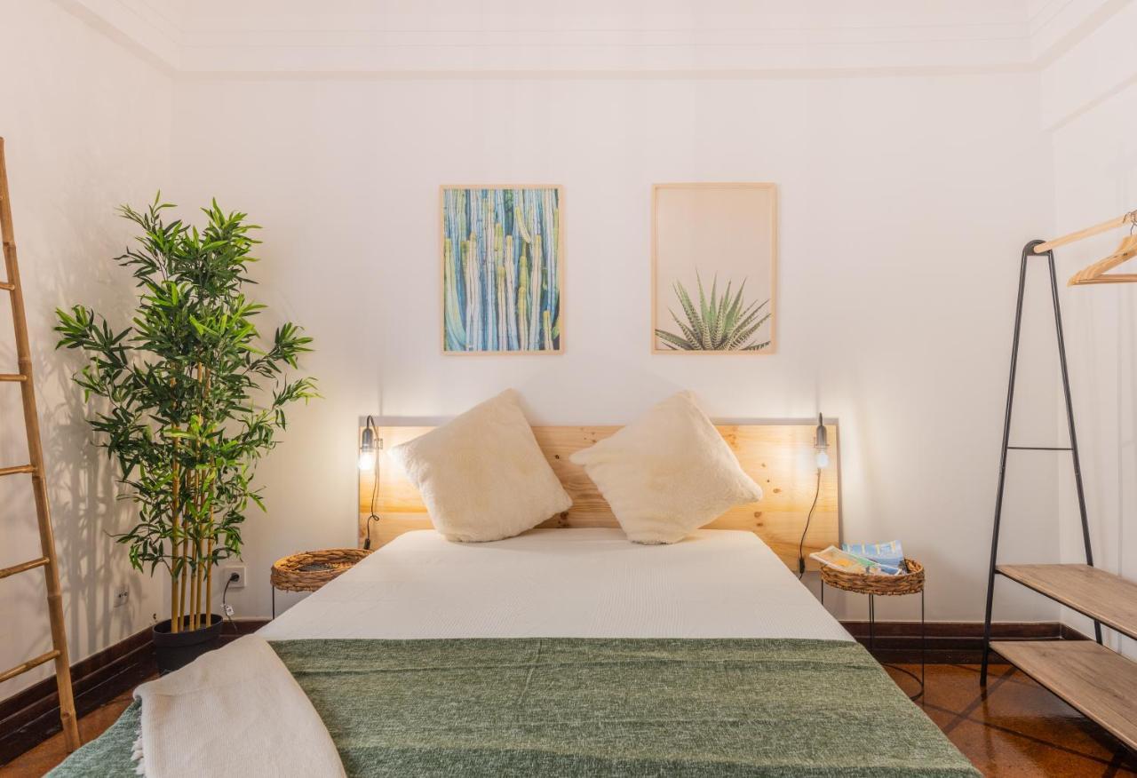 Santos Mattos Guesthouse & Apartments By Lisbon With Sintra Amadora Eksteriør bilde